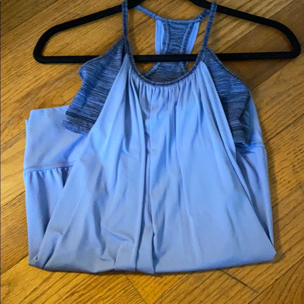 Lululemon tank with bra